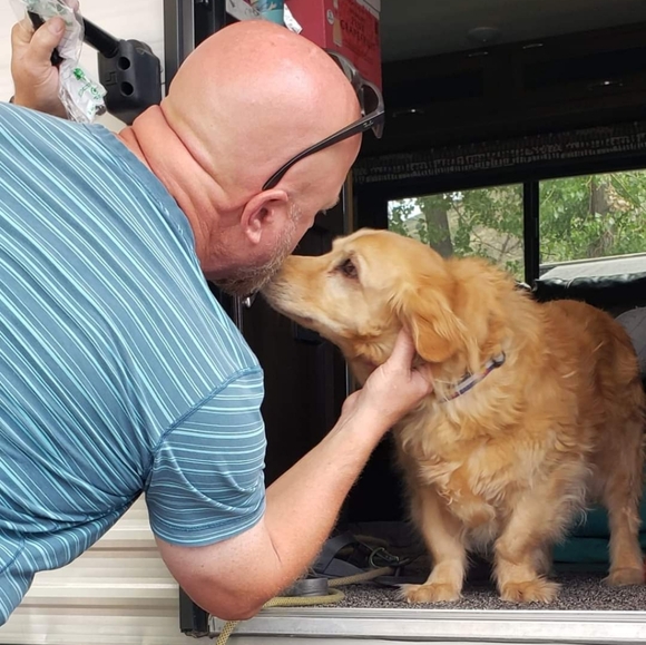 Meet your Posher, Casey - Picture 5 of 12